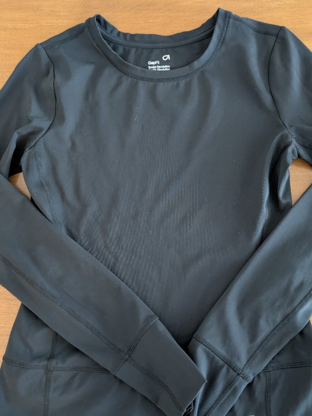 GapFit Sculpt Revolution Long Sleeve Size XS